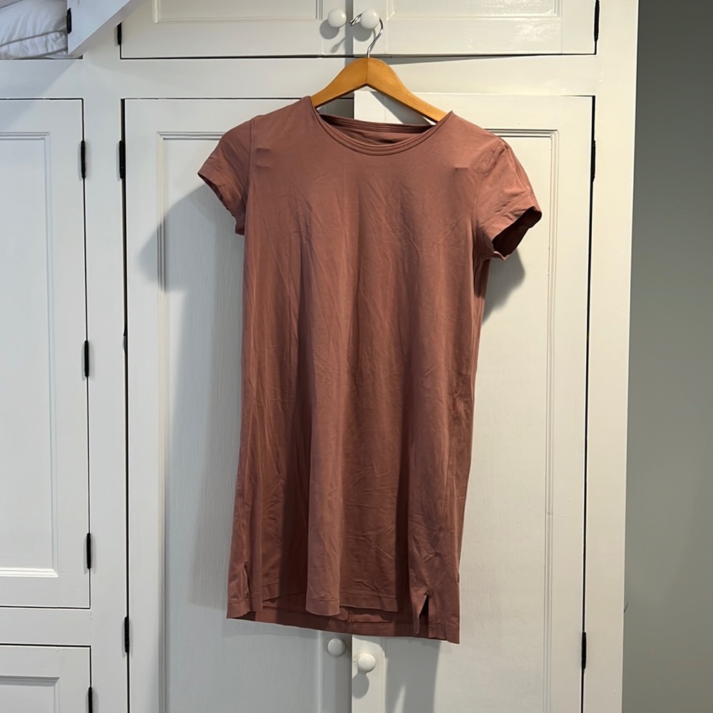 Lulu lemon T-shirt dress fits like a size 4 dress